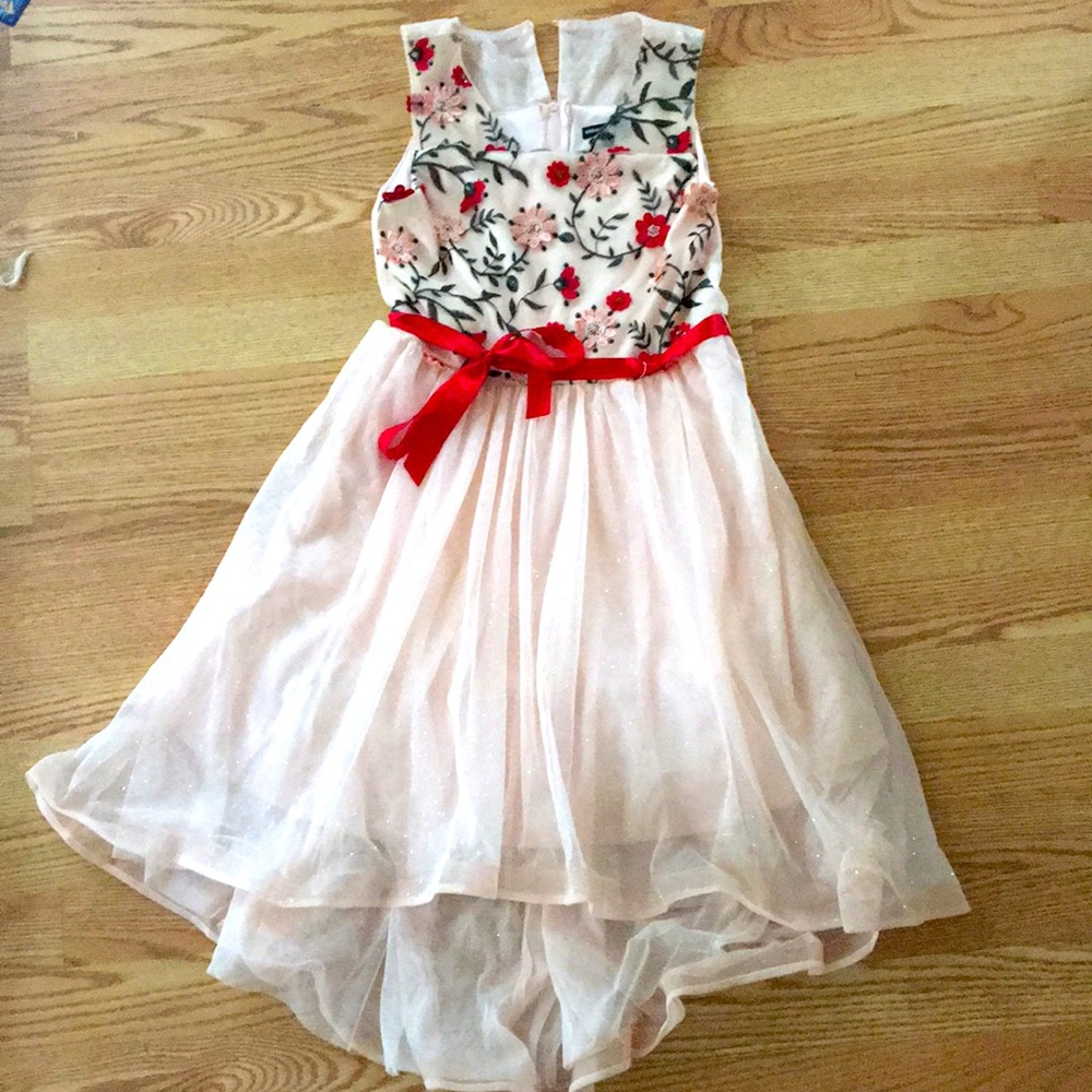 Glittery pink flowery formal dress